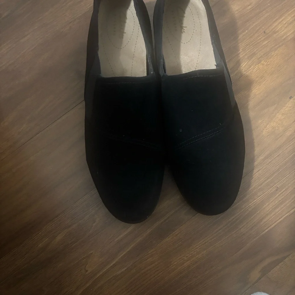 Women Black Slip-On Dress Loafers
